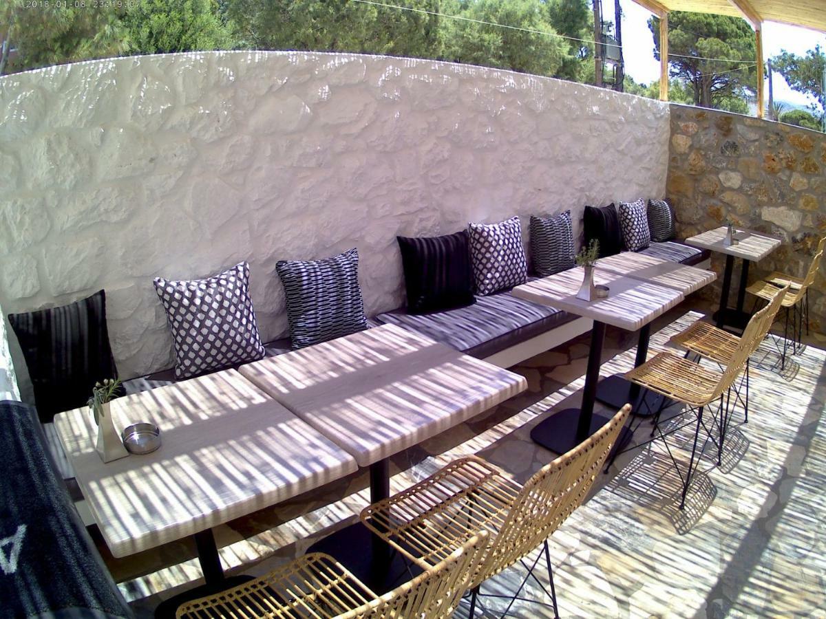 Aellia Hotel&Suites Leros Lakkíon Esterno foto